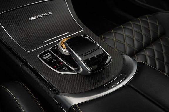 Mercedes-Benz C63 19 of 30