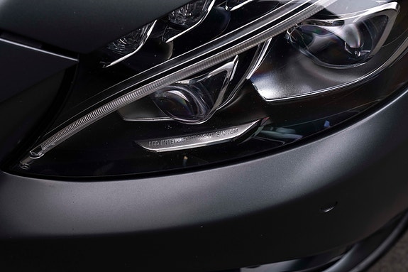 Mercedes-Benz C63 13 of 30
