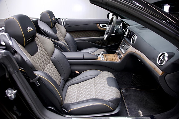 Mercedes-Benz SL400 2 of 30