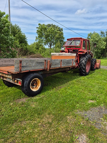 Volvo 2254 3 of 5