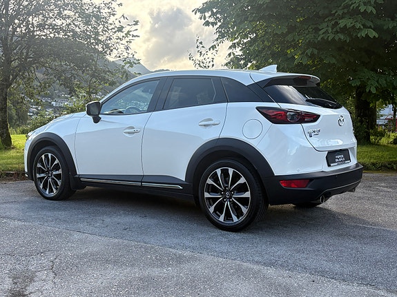 Mazda CX-3 4 of 5