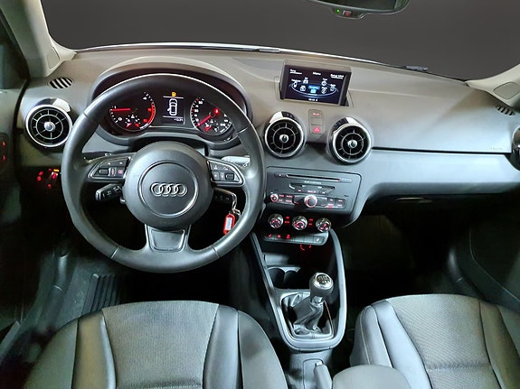 Audi A1 5 of 19