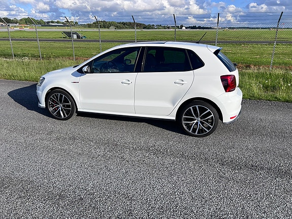 Volkswagen Polo 3 of 27