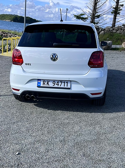 Volkswagen Polo 8 of 27