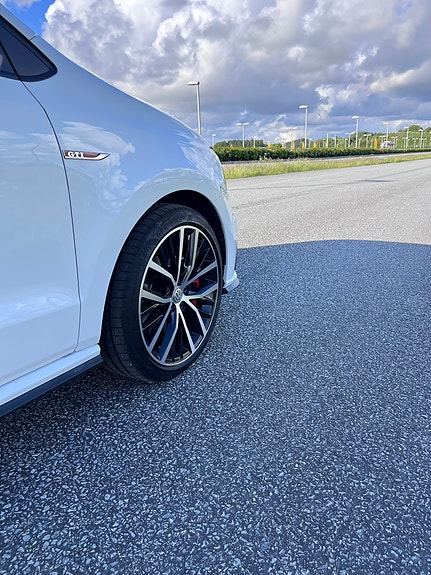 Volkswagen Polo 6 of 27