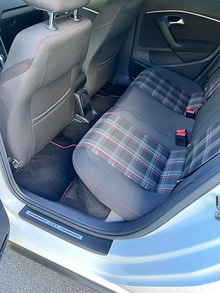 Volkswagen Polo 20 of 27