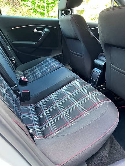 Volkswagen Polo 21 of 27