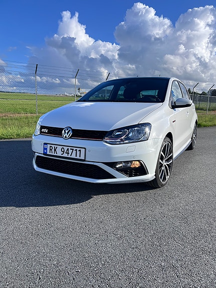 Volkswagen Polo 27 of 27