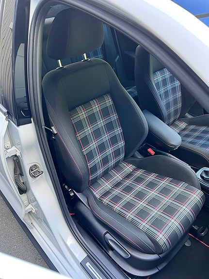 Volkswagen Polo 19 of 27