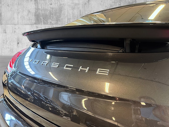 Porsche Panamera 4 10 of 30