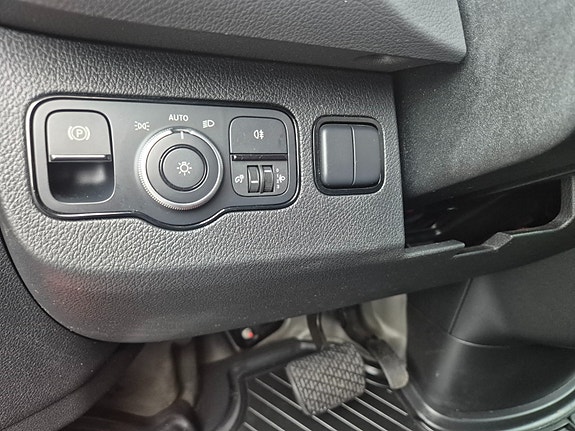 Mercedes-Benz Sprinter 15 of 30