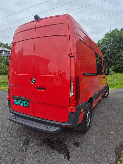 Mercedes-Benz Sprinter 7 of 30