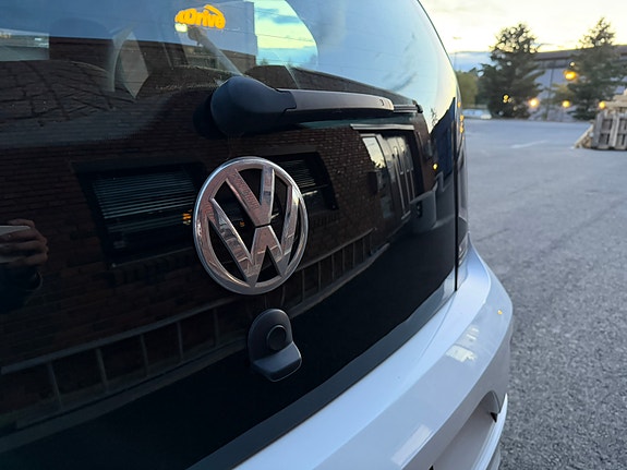 Volkswagen UP! 8 of 30