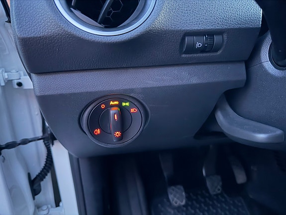 Volkswagen UP! 25 of 30