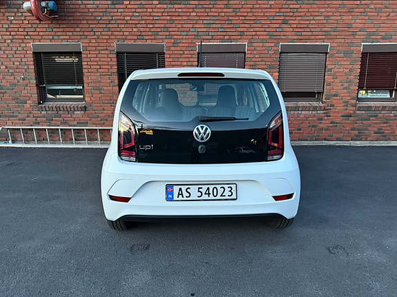 Volkswagen UP! 5 of 30
