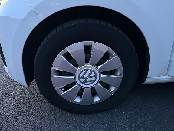 Volkswagen UP! 20 of 30