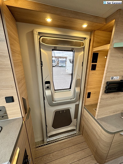 Knaus SÜDWIND 500 PF Alde BLACK SELECTION 30 of 30