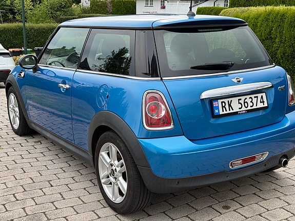 MINI One 4 of 5