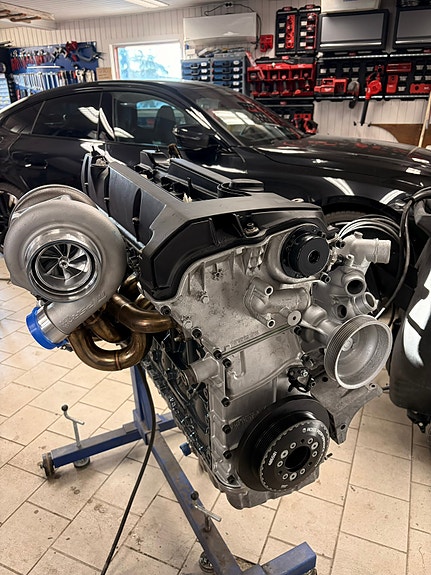 Mercedes-Benz 300 D 4 of 12