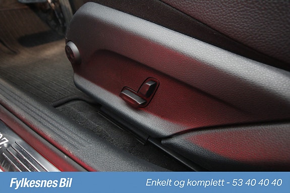 Mercedes-Benz C350 e 22 of 27