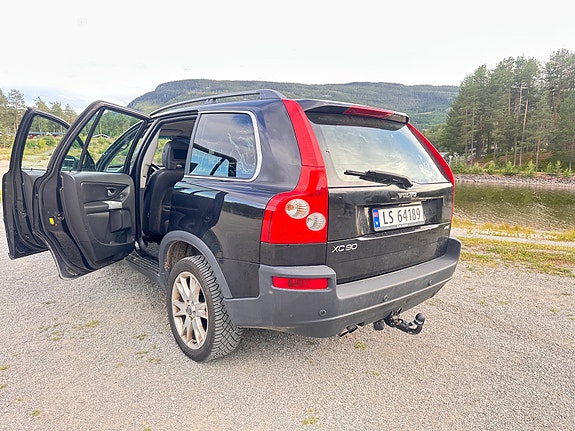 Volvo XC90 5 of 5