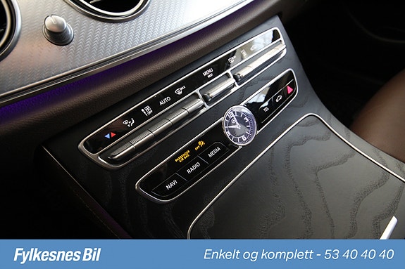 Mercedes-Benz E300 de 11 of 22