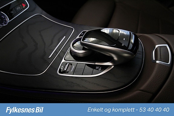 Mercedes-Benz E300 de 12 of 22