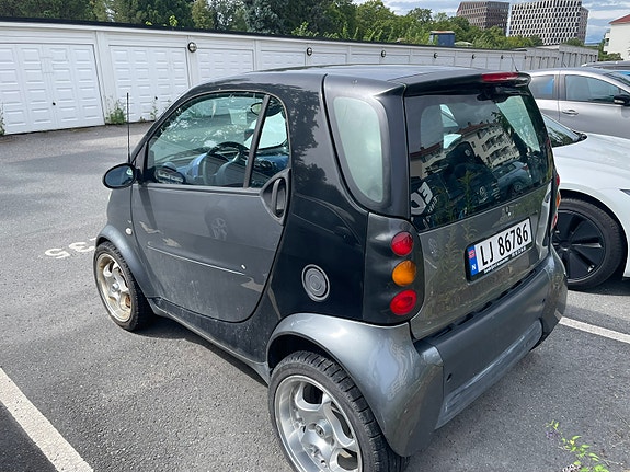 Smart Fortwo 2 of 7