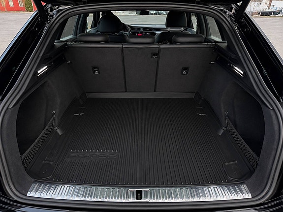 Audi e-tron Sportback 10 of 10