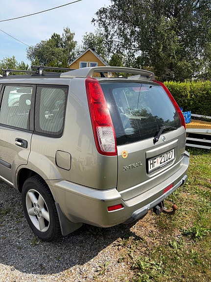 Nissan X-Trail 5 of 5