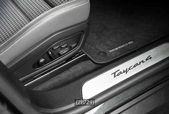 Porsche Taycan 4 17 of 30