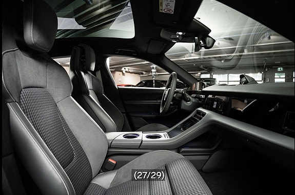 Porsche Taycan 4 18 of 30