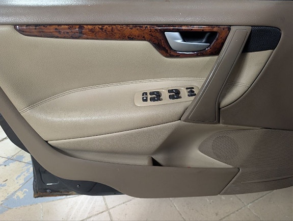 Volvo S60 10 of 25