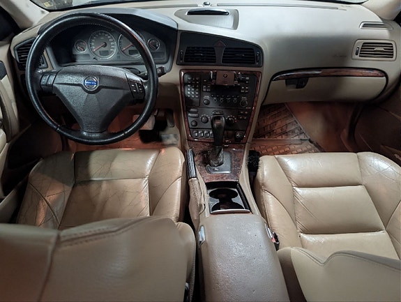 Volvo S60 9 of 25