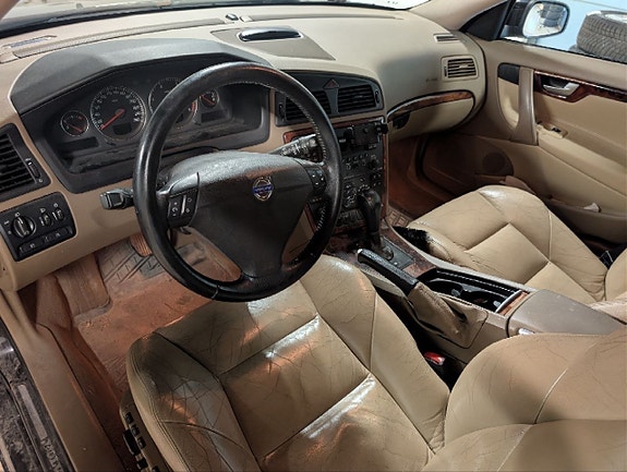 Volvo S60 12 of 25