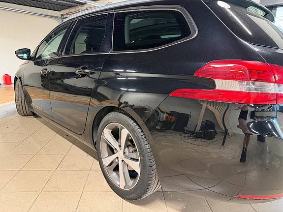 Peugeot 308 3 of 25