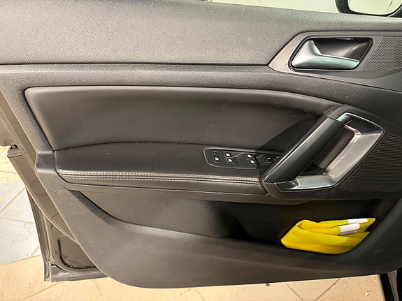 Peugeot 308 7 of 25