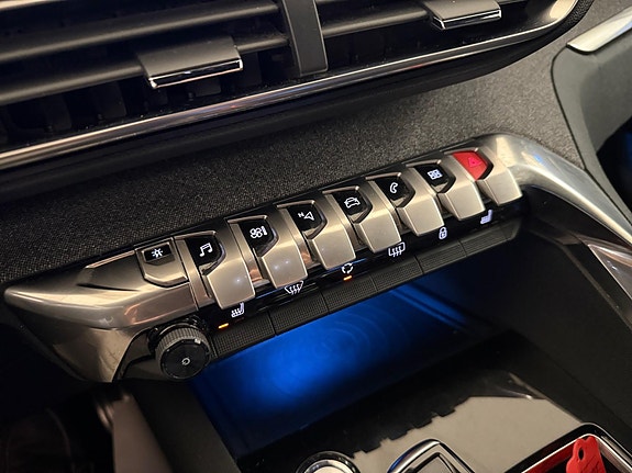Peugeot 5008 25 of 30