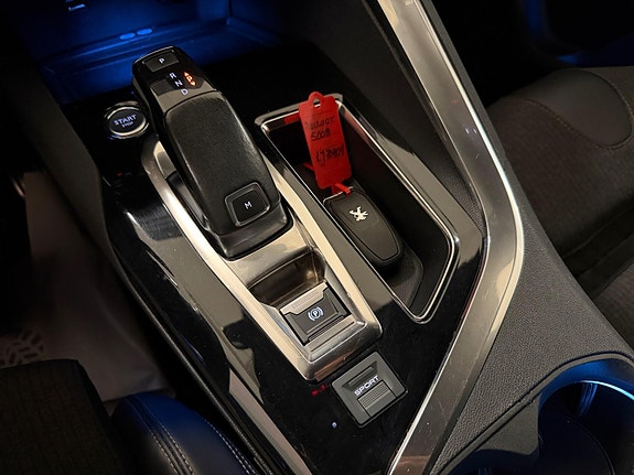 Peugeot 5008 26 of 30