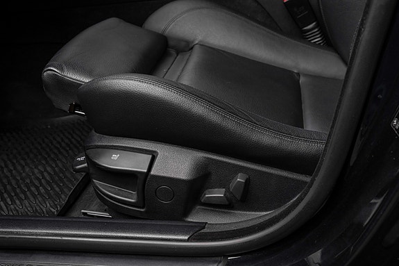 BMW 17 of 24