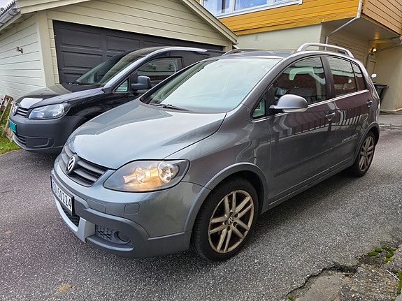 Volkswagen Golf Plus Cross 2 of 5