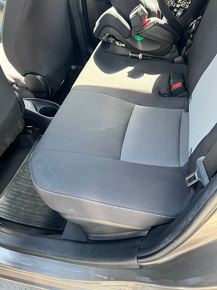 Toyota Yaris 10 of 11