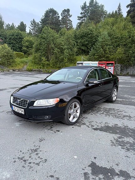 Volvo S80 5 of 5