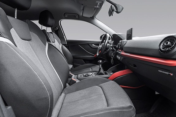 Audi Q2 24 of 25