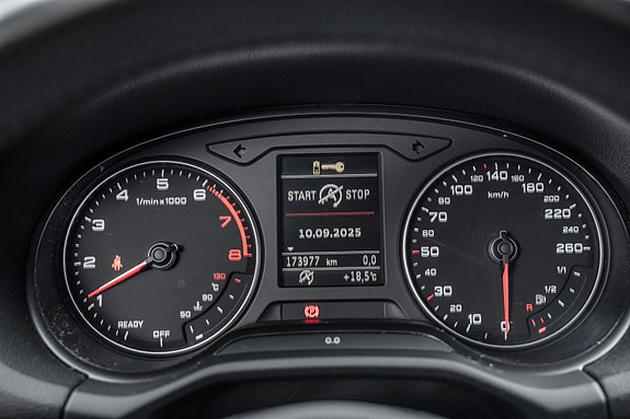 Audi Q2 17 of 25