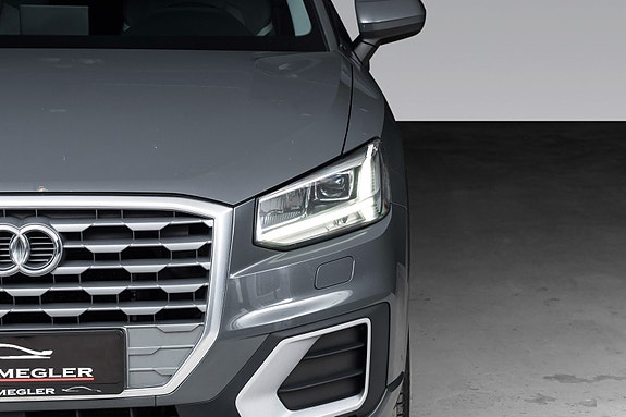 Audi Q2 8 of 25