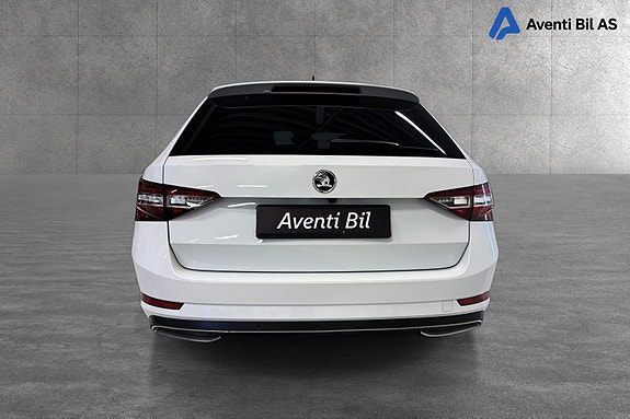 Skoda Superb 4 of 5