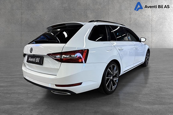 Skoda Superb 3 of 5