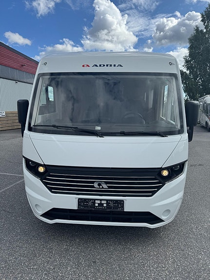 Adria Sonic I 700 SL Hel og fin bil/ C1/150hk/Aut. 2 of 30