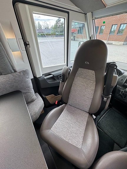 Adria Sonic I 700 SL Hel og fin bil/ C1/150hk/Aut. 23 of 30